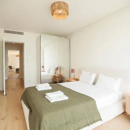 Appartement Flh Arroios Elegant Retreat With Pool & Parking Lisboa