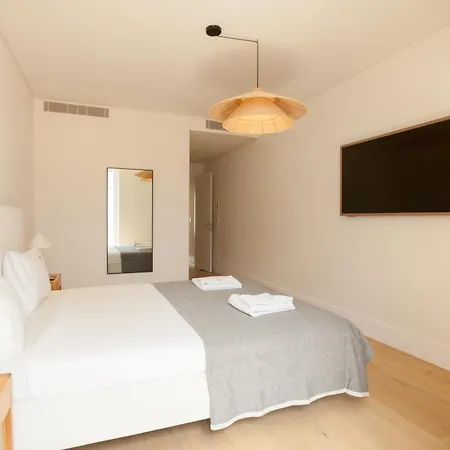Appartement Flh Arroios Elegant Retreat With Pool & Parking
